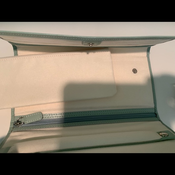 McKenna leather travel jewelry portfolio - Picture 7 of 8